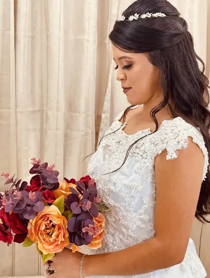 Noiva produzida pelo Studio Roseli Neves